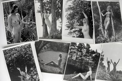 null Horace ROYE (1906-2002), CAMERA STUDIES CLUB. Études de nu dans la nature, vers...