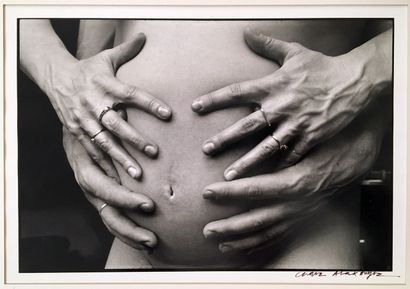 null Claude ALEXANDRE (1940-2010). Femme enceinte, vers 1980. 5 épreuves argentiques...