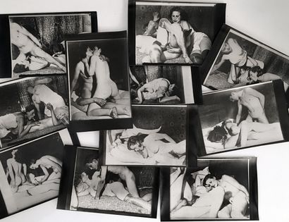 null [CURIOSA, PROSTITUTION]. Scènes de couples avec décor, vers 1920. 10 épreuves...