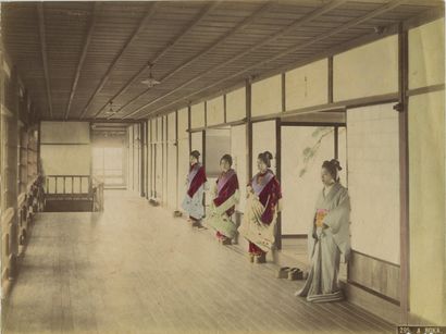 null Kimbei KUSA BE, dit KIMBEI (1841-1934). 82. Yoshiwara girls et 295. A. Roka,...