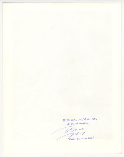 null Michel FOUCAULT (1926-1984), philosopher. Vintage silver print, 30.5 x 24 cm....