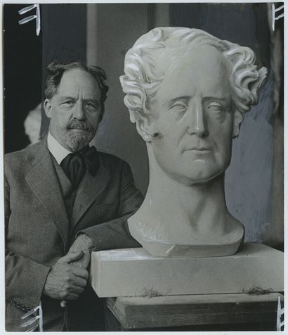 null Paul LANDOWSKI (1875-1961), sculpteur. Épreuve argentique d'époque, 16,5 x 14...