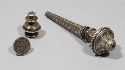 null Sewing kit with silver armor,

unscrewable at each part.

Germany, Second half...