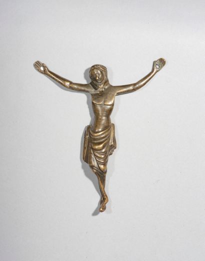 Christ en bronze, fonte creuse. Tête ceinte...