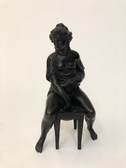 null CLODION (1738-1814), after. The Toilet, end of the 19th century. Patinated bronze,...