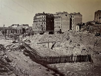 null Les Ruines de Paris - 1871

Album - La Commune

Palais des Tuileries : Pavillon...