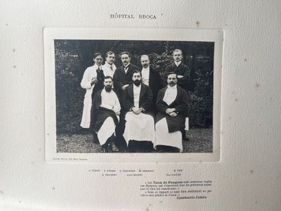 null "Album of the internship 1912-1913

Offered by the Compagnie des Eaux Minérales...