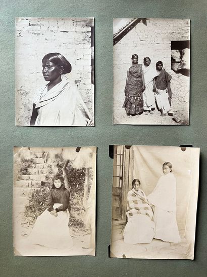 null Madagascar 

Portraits de types : “groupe de femmes de Betroky”, femmes, hommes,...
