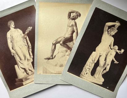 null Giorgio Sommer (1834-1914) 

Italie, Sculptures Antiques, Naples 

Bacchus et...
