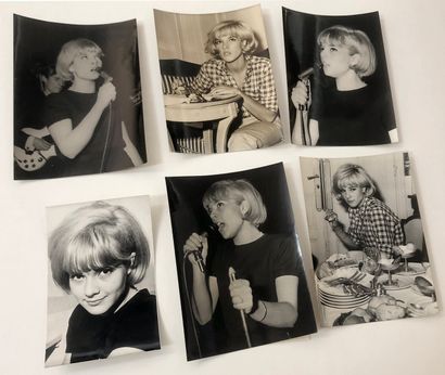 null Sylvie VARTAN (born 1944), singer. 6 silver prints, various sizes. Agency s...