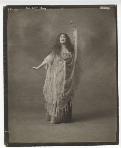 Éthel LEVEY (1880-1955), actrice, danseuse...