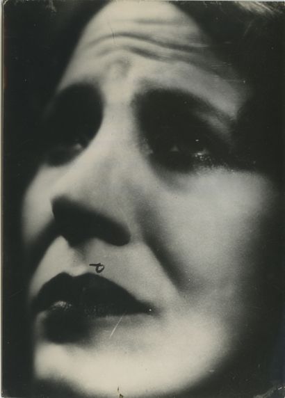 null DAMIA (1889-1978), chanteuse et actrice. Épreuve argentique d'époque, 18 x 13...
