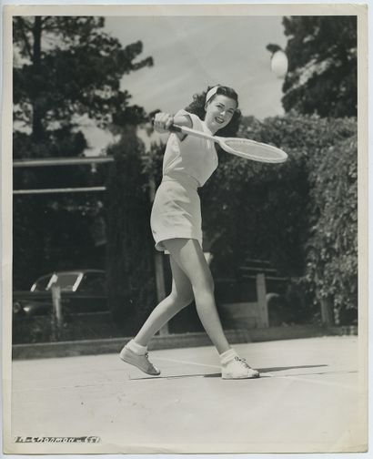 null [SPORT] Betty May NUTHALL (1911-1983), tennis player, Marguerite CHAPMAN (1918-1999),...