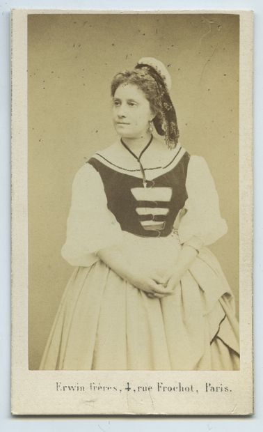 null Caroline MIOLAN-CARVALHO (1827-1895), cantatrice. Épreuve d'époque sur papier...