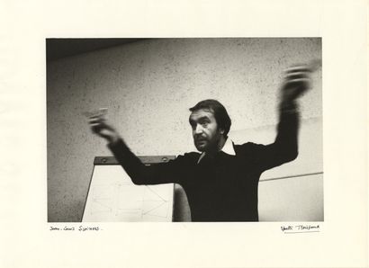 null Yvette TROISPOUX (1914-2007), photographe. Tirage représentant Jean-Louis SWINERS...