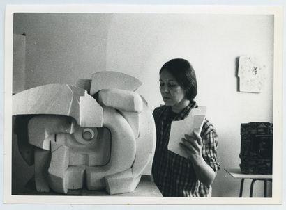 null [Aglaé LIBÉRAKI (1932-1985), Greek-born sculptor belonging to the New School...