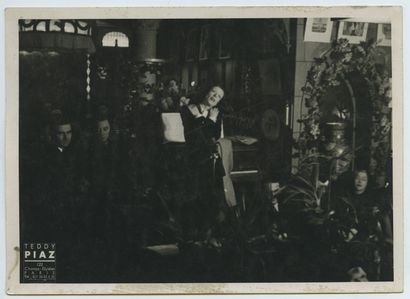 null Marthe FERRARE (born in 1899), lyric artist. 2 silver prints from the period,...