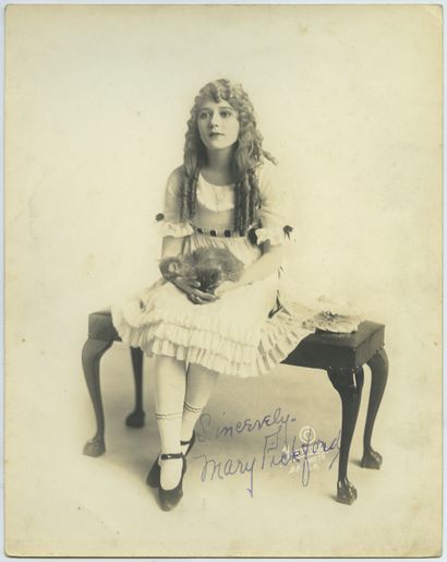 null [CANADA] Mary PICKFORD (1892-1979), actrice, productrice et femme d'affaires...