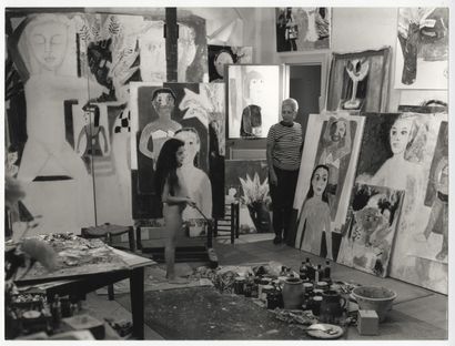null Yvonne MOTTET (1906-1968), painter and lithographer. Adline visits the studio...