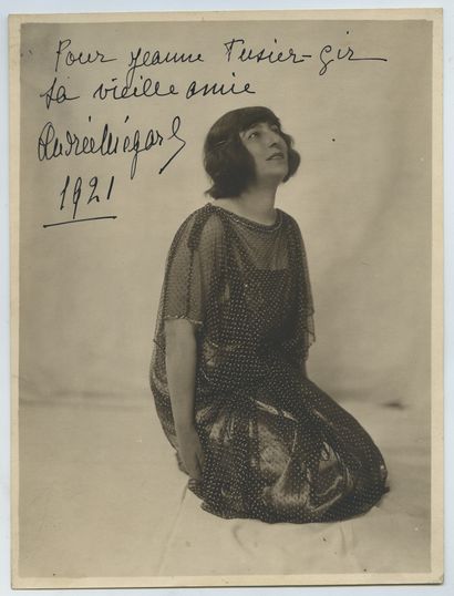 null Andrée MEGARD (1869-1952), actrice. Épreuve argentique d'époque, 23,4 x 17,5...
