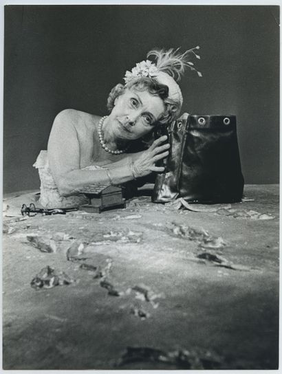 null Madeleine RENAUD (1900-1994), actrice. Épreuve argentique d'époque représentant...