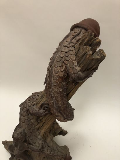 null [Artiste non identifié]. Andromède et le monstre, vers 1970. Sculpture en bois,...