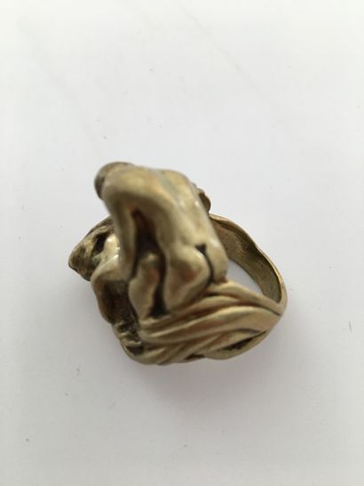 null [Unidentified artist]. The Levrette, 20th century. Copper ring, representing...