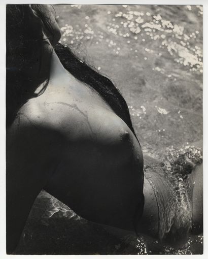null TAHITI. Adolphe SYLVAIN (1920-1991). Nude studies, circa 1950. 6 silver prints,...