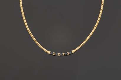 Yellow gold necklace, 750 MM, centered with...