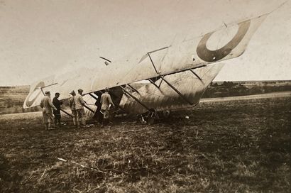 null Avion de chasse - Guerre 14-18 
Crash d’un avion de chasse de la première guerre...