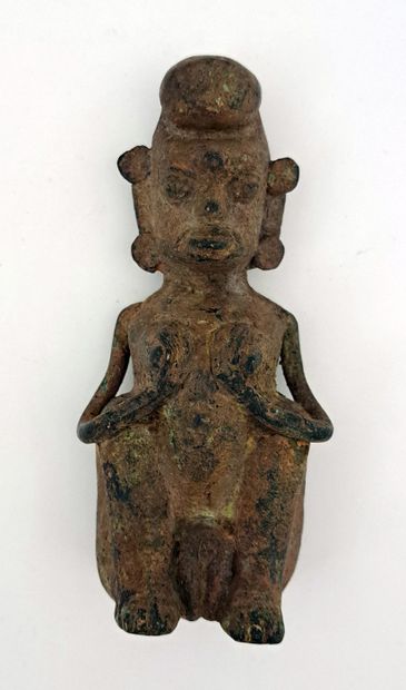 null ASIE. Déesse bouddhique, début xxe siècle. Figurine en bronze, 12,5 x 6 x 4,5...