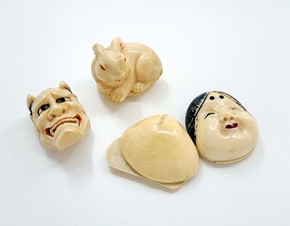 null JAPON. Masques, lapin, coquillage. 4 figurines polychromes à secret, xxe siècle....