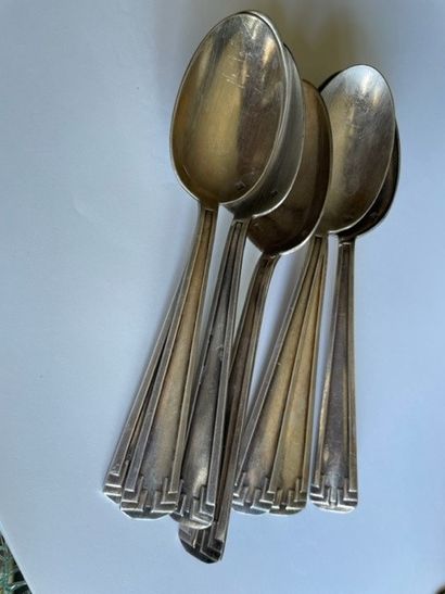 null Lot "silverware" including several silver metal sets: an Art Deco set by Ravinet-Denfert...