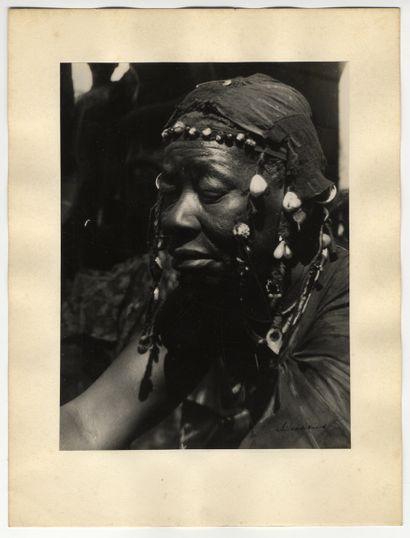 null Raphaël-Georges MISCHKIND (1920-2011). Lumière d'Afrique, 1948. 10 vintage silver...