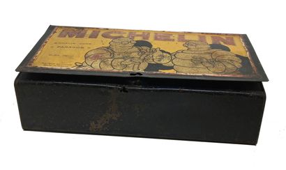 null BIBENDUM MICHELIN. Michelin "Paragon" toolbox, 1940s. Lithographed advertising...