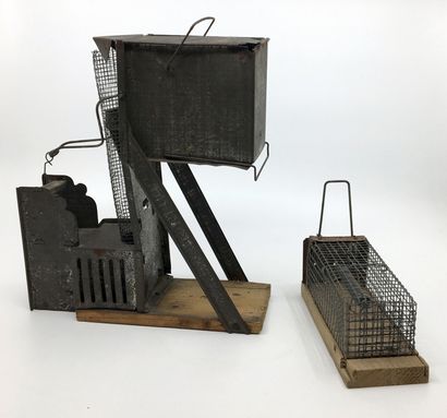 null MOUSE TRAP. Schutz-Marke, Germany. Wood and sheet metal, 8 x 21 x 24 cm.