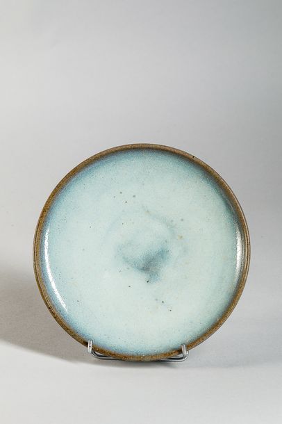 null Assiette Junyao en porcelaine monochrome turquoise nuancée sertie d'une zone...