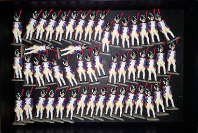 null EMPIRE. France, Infanterie Starlux. 2 jeux de 35 figurines (2 Napoléon à cheval,...