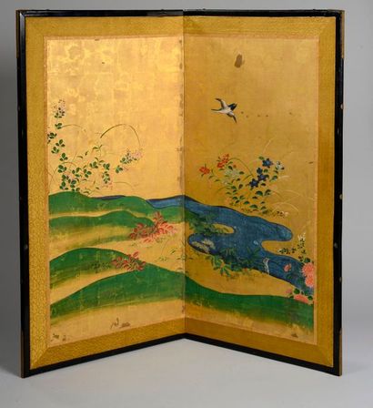 null Nikyoku Byobu, paravent à deux feuilles illustré d'un vallon fleuri où coule...