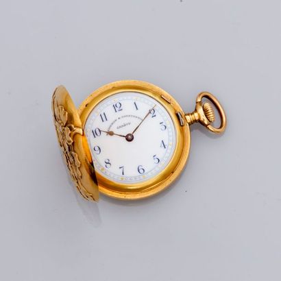 null 
VACHERON CONSTANTIN, 

            Jolie montre de col «Savonette» en or jaune,...