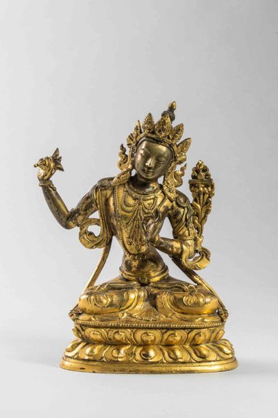 null Le Boddhisattva Padmapani , également appelé Lokeshvara assis en Vajrasana sur...