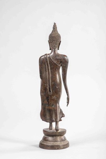 null Buddha Marchand une main en Abaya mudra . Bronze . Thaïlande dans le style de...