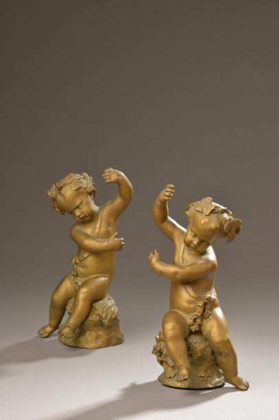 null Paire de putti en bronze redoré figurant l'Été et l'Automne (manques, problement...