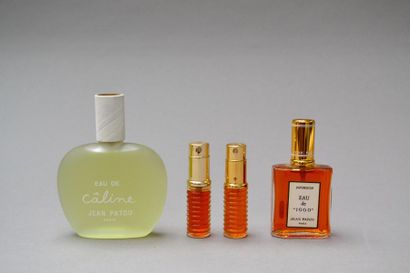 null *JEAN PATOU.
Lot comprenant : 
- un flacon de 50 ml d' "Eau de Mille" ;
- un...