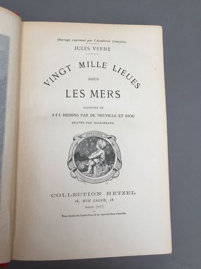 null Ensemble de 6 volumes de Jules VERNE.
- Vingt mille lieues sous les mers 1910...