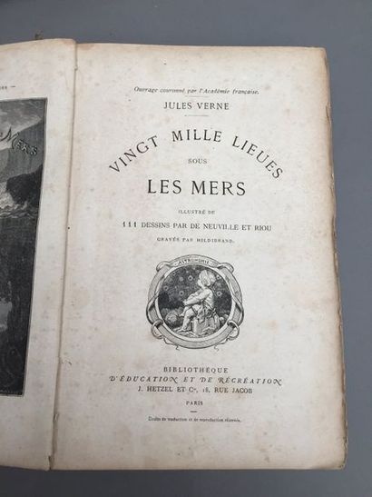 null Ensemble de 6 volumes de Jules VERNE.
- Vingt mille lieues sous les mers 1910...