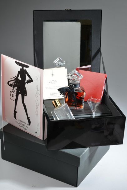 null GUERLAIN.
"La Petite Robe Noire" (2012)
Flacon en cristal de Baccarat, modèle...