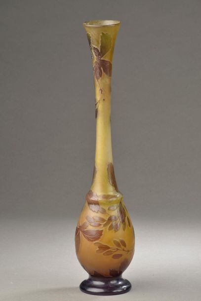 Établissements GALLÉ (1904-1936).
Vase soliflore...