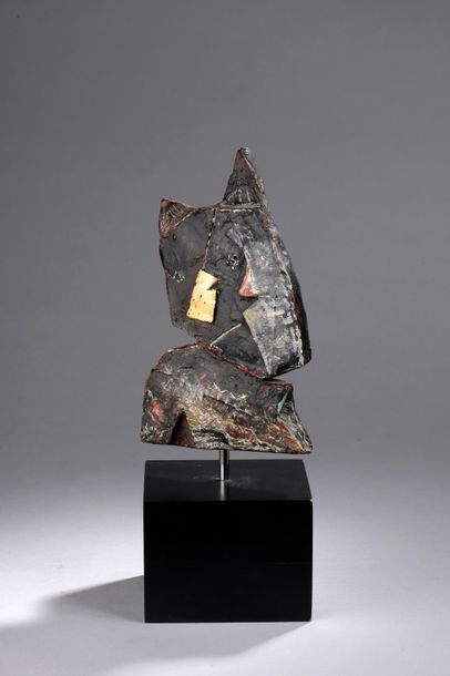 null *Eliane LARUS (née en 1944). 

Le chat aux yeux pers.

Sculpture en bois polychromé...
