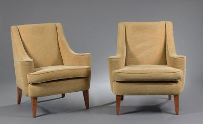 null *Dans le goût d'André ARBUS (1903 - 1969).

Paire de fauteuils reposant sur...